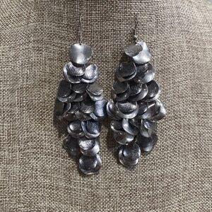 Earrings dangle‎ silver colored
